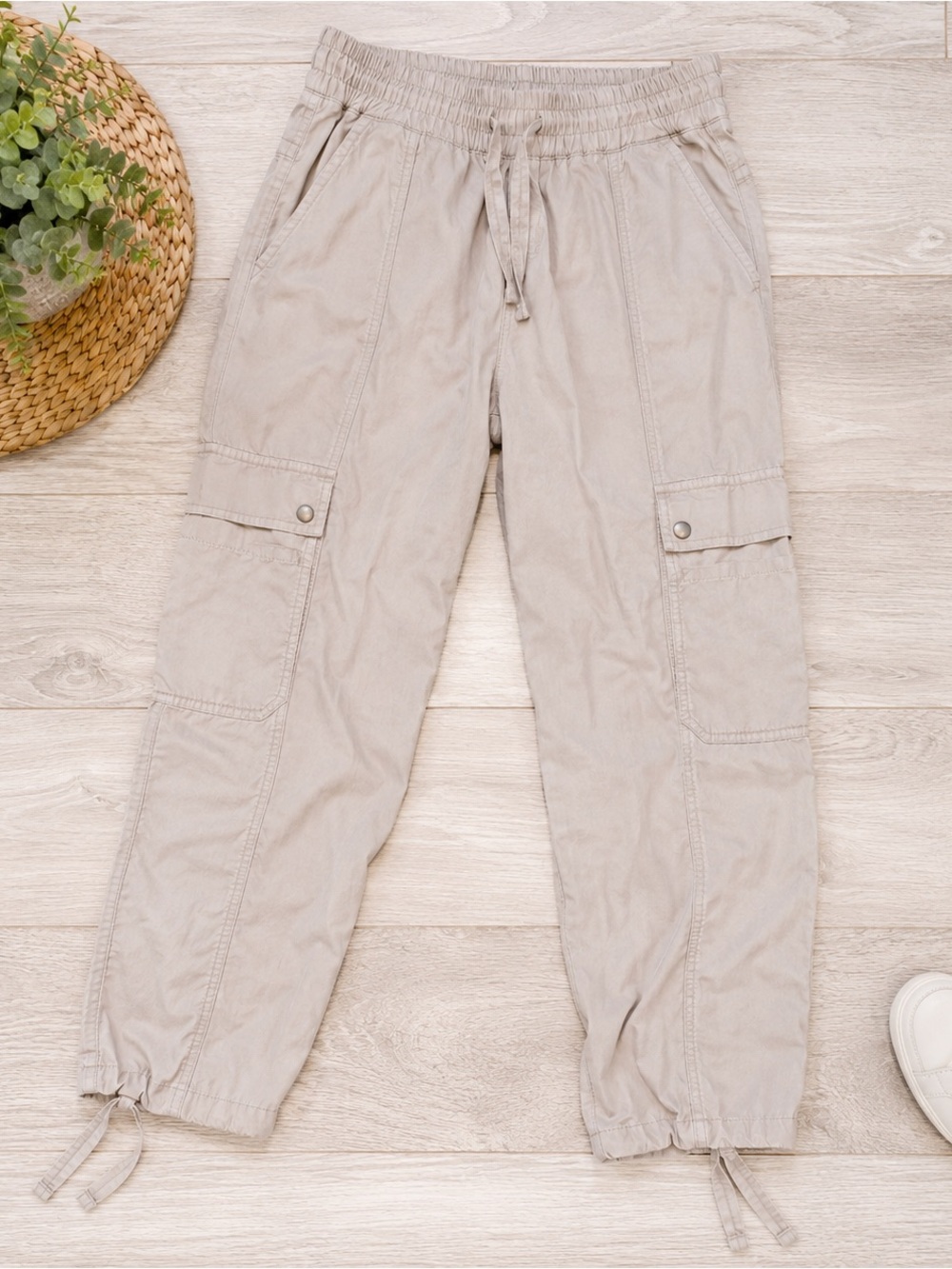 Athleta Tencel Cargo Jogger Pants XXS Taupe Beige Drawstring Utility 471984